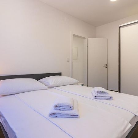 Apartman Vischetti Cres Extérieur photo